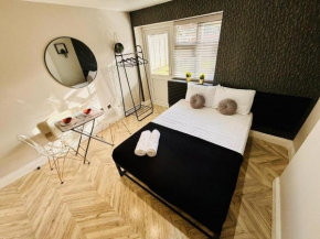 Heathrow airport studios